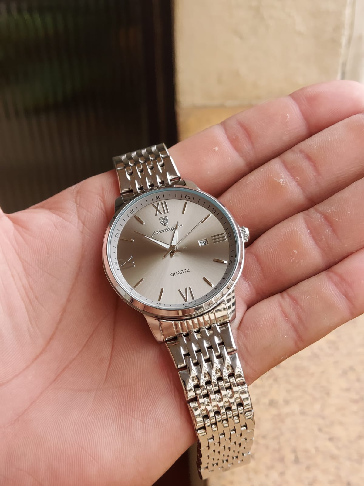 [Buy 1 get 2] Quartz watch and an All Black for free